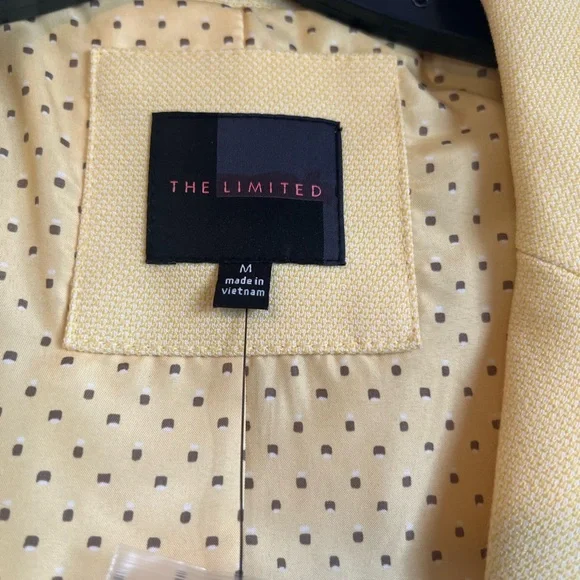 The Limited Yellow Single Button Notched Blazer Size Medium - Picture 6 of 13